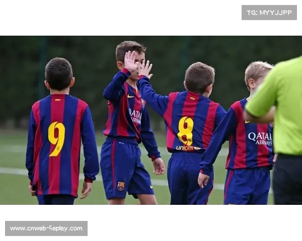 巴萨拉玛西亚青训营开放日,千名青少年参与体验 巴萨拉玛西亚青训营开放日,千名青少年参与体验